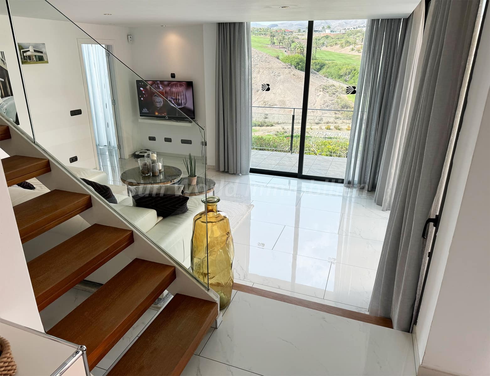 2 soveværelse Byhus til salg i Salobre Golf med swimmingpool garage - € 739.000 (Ref: 9219180)