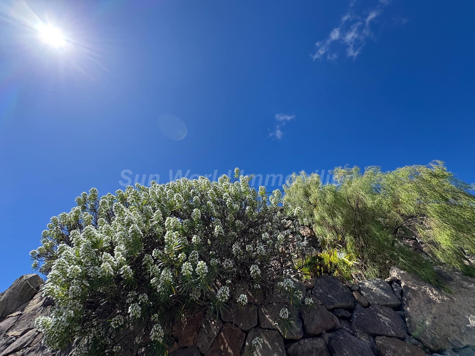 2 soveværelse Byhus til salg i Salobre Golf med swimmingpool garage - € 739.000 (Ref: 9219180)