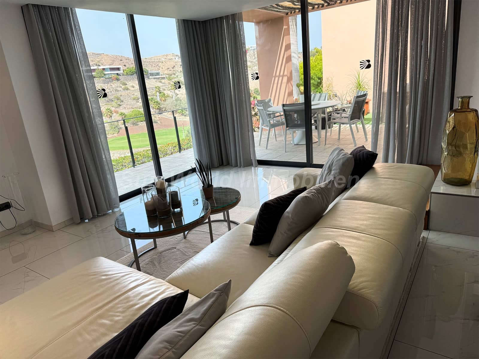 2 soveværelse Byhus til salg i Salobre Golf med swimmingpool garage - € 739.000 (Ref: 9219180)