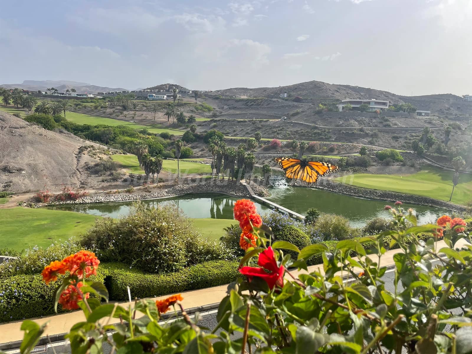 2 soveværelse Byhus til salg i Salobre Golf med swimmingpool garage - € 739.000 (Ref: 9219180)