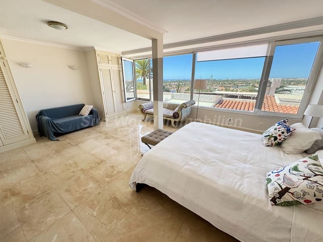 2 soveværelse Bungalow til salg i Playa del Inglés, San Bartolomé de Tirajana - € 780.000 (Ref: 9265625)