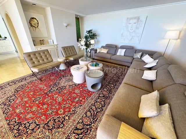 2 soveværelse Bungalow til salg i Playa del Inglés, San Bartolomé de Tirajana - € 780.000 (Ref: 9265625)