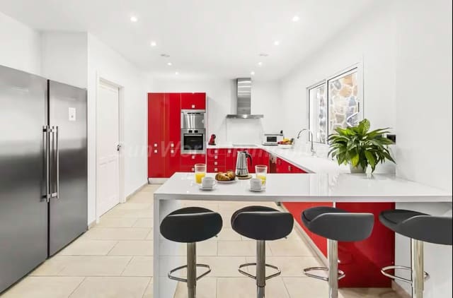 3 camera da letto Casa da affittare in San Agustín, San Bartolomé de Tirajana - 3.000 € (Rif: 9311588)