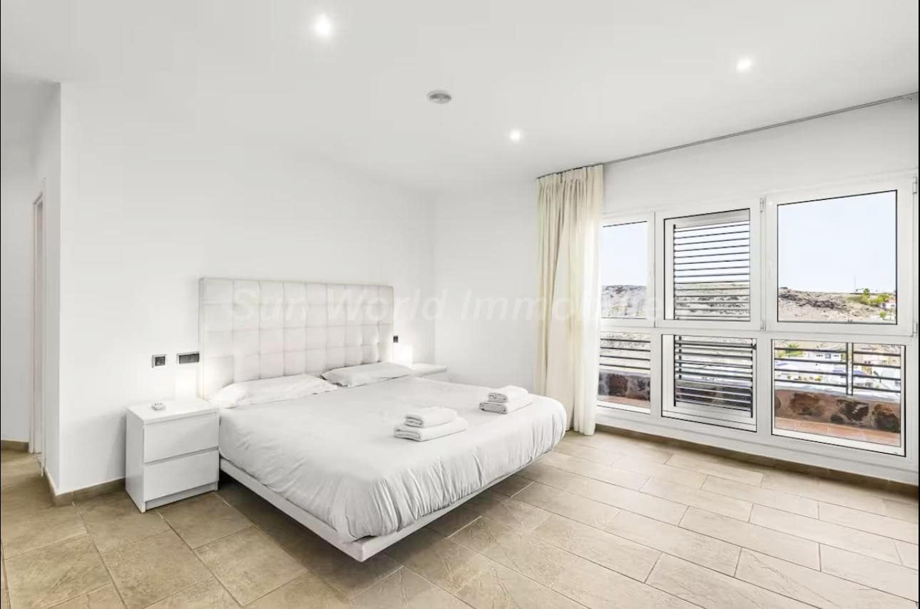 3 soveværelse Byhus til leje i San Agustin - € 3.000 (Ref: 9311588)