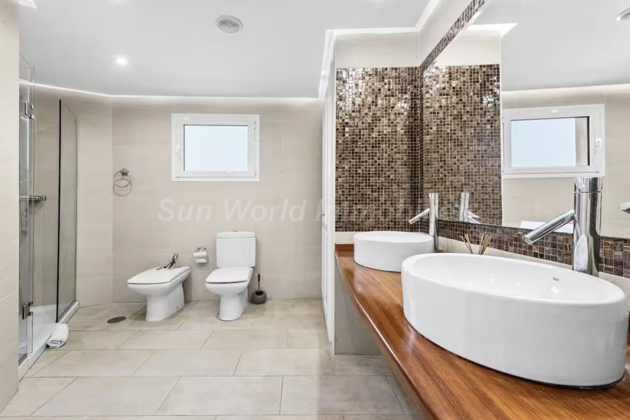 3 soveværelse Byhus til leje i San Agustin - € 3.000 (Ref: 9311588)