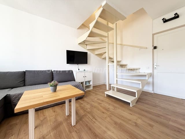 2 slaapkamer Flat te huur in San Bartolomé de Tirajana - € 990 (Ref: 9354233)