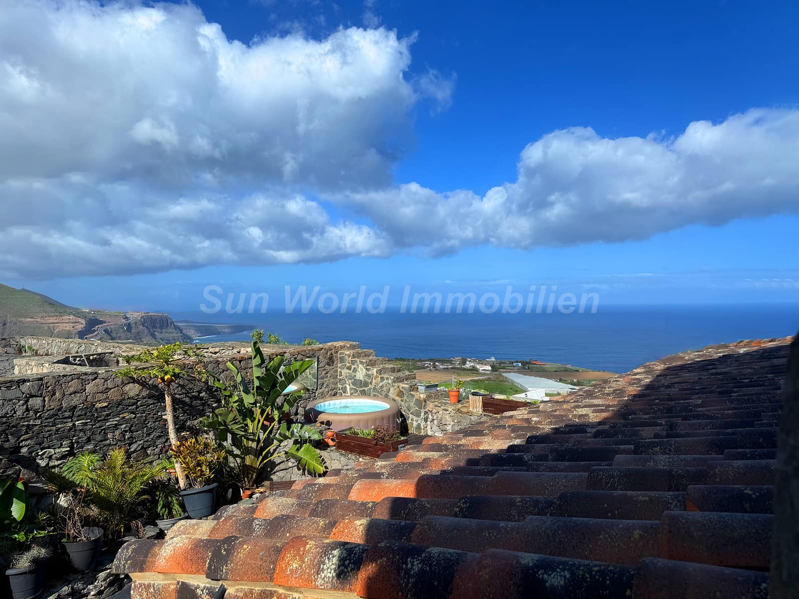 3 bedroom Townhouse for rent in Moya - € 2,400 (Ref: 9489806)