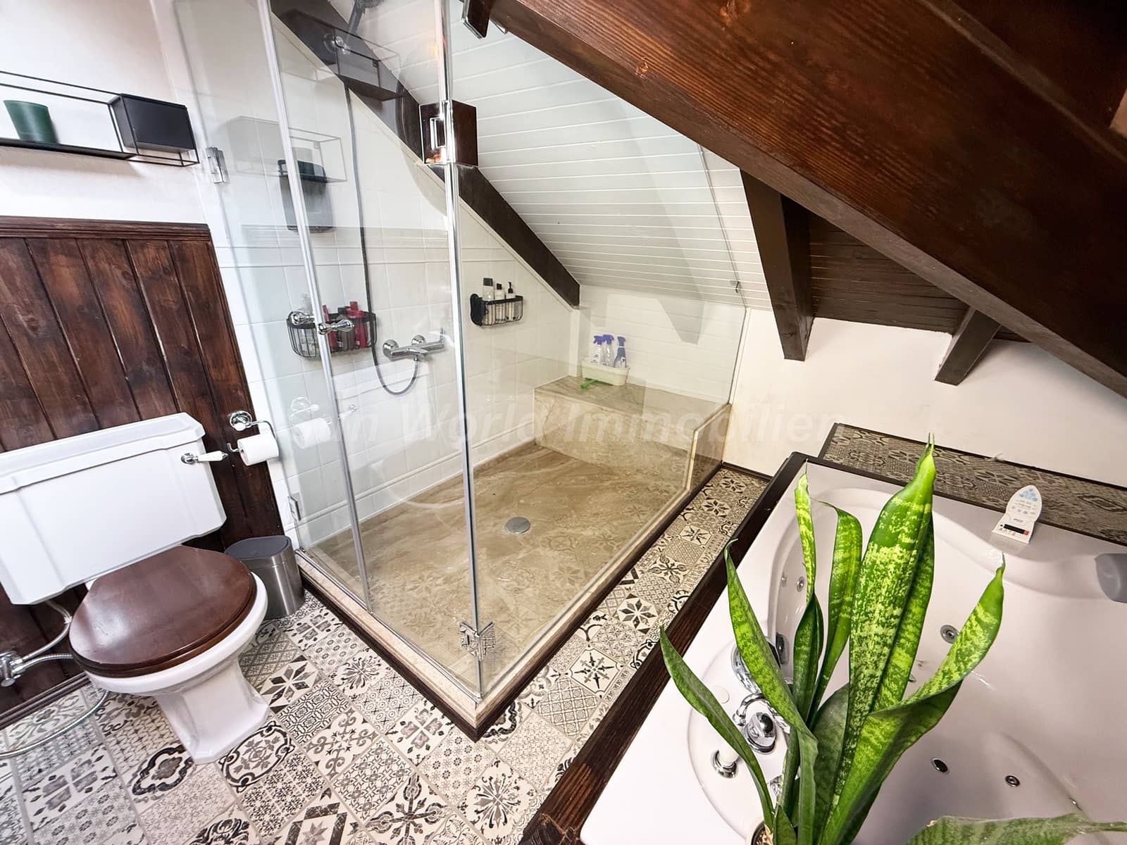 3 bedroom Townhouse for rent in Moya - € 2,400 (Ref: 9489806)