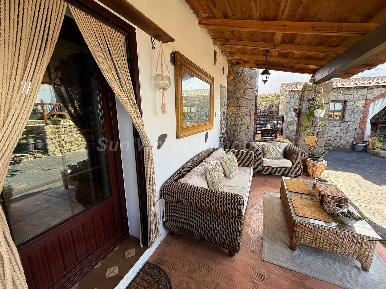 3 bedroom Townhouse for rent in Moya - € 2,400 (Ref: 9489806)