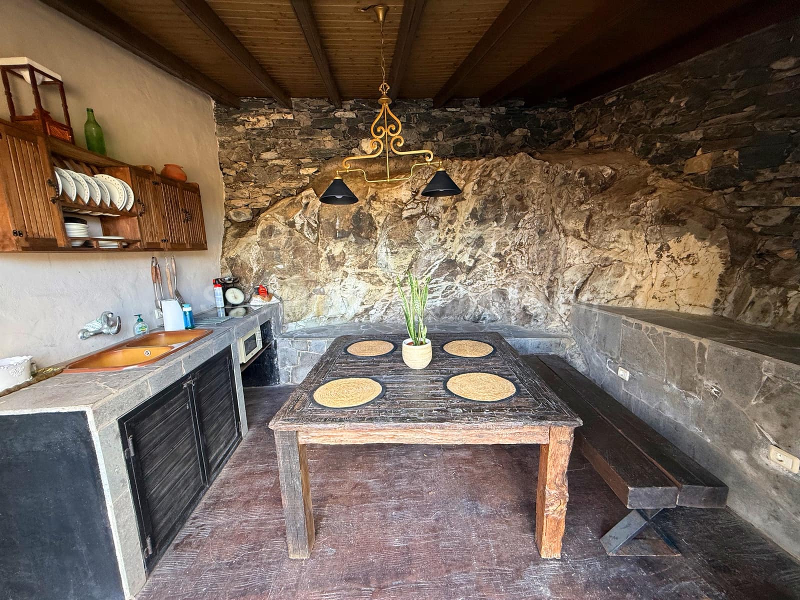 3 bedroom Townhouse for rent in Moya - € 2,400 (Ref: 9489806)