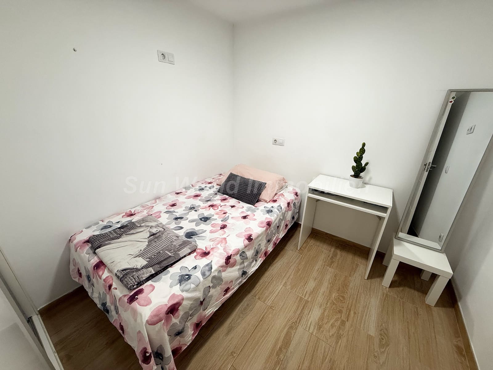 2 bedroom Flat for sale in Sonneland - € 295,000 (Ref: 9503115)