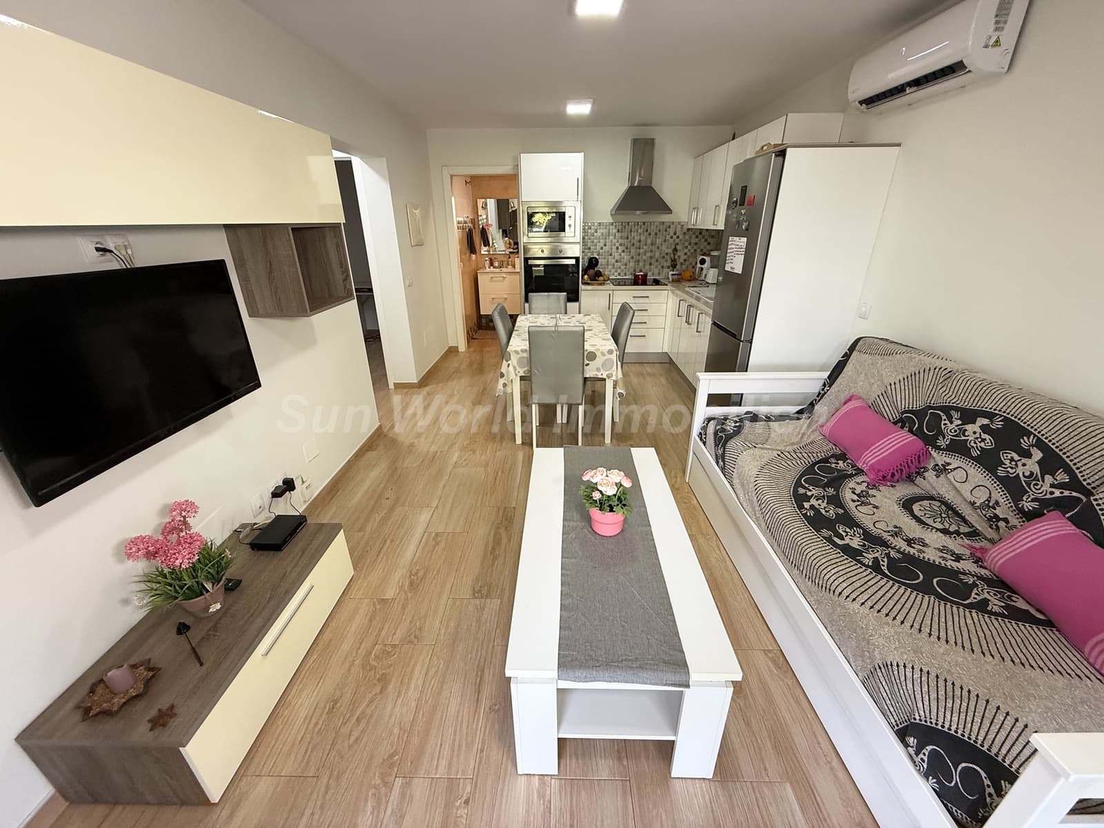 2 bedroom Flat for sale in Sonneland - € 295,000 (Ref: 9503115)