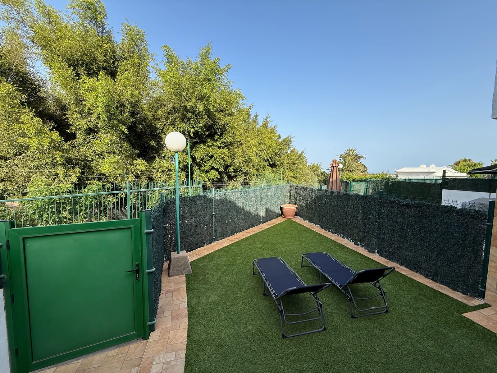 2 bedroom Flat for sale in Sonneland - € 295,000 (Ref: 9503115)