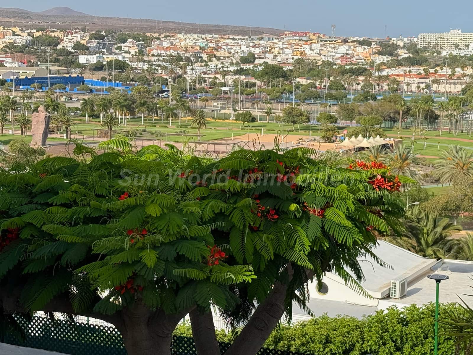 2 bedroom Flat for sale in Sonneland - € 295,000 (Ref: 9503115)