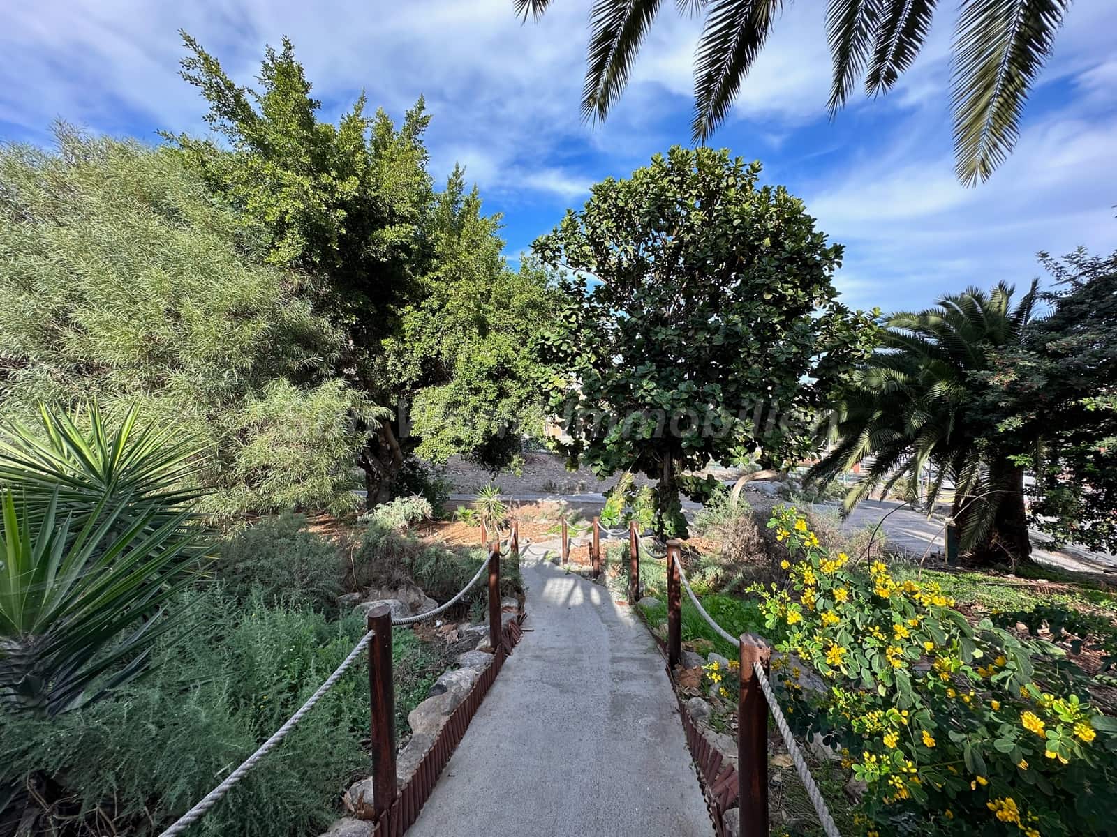 2 bedroom Flat for sale in Sonneland - € 295,000 (Ref: 9503115)