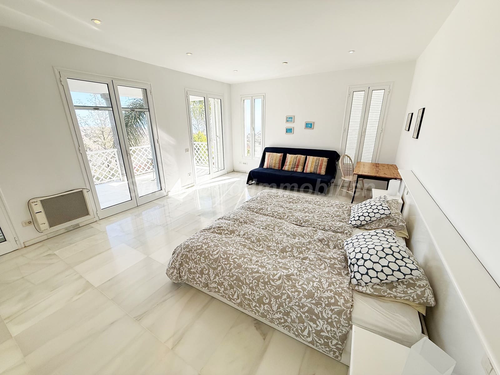 7 soveværelse Villa til salg i Monte Leon med swimmingpool - € 2.295.000 (Ref: 9622263)