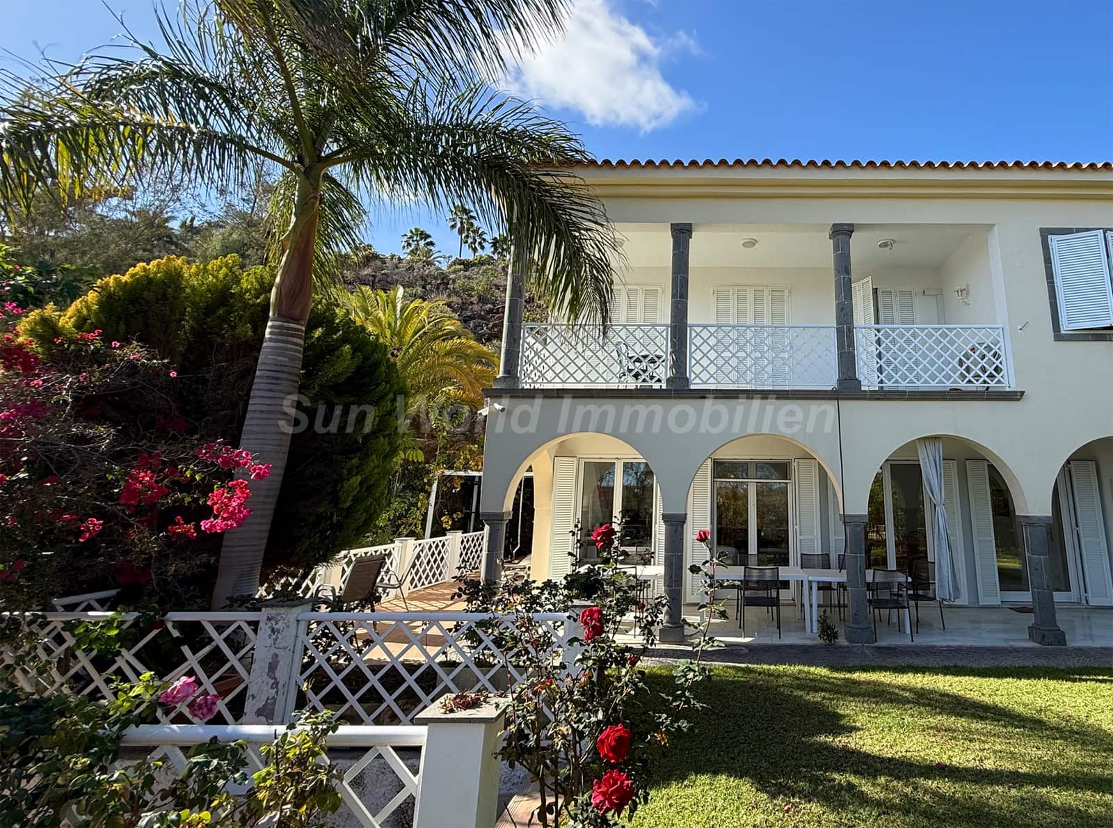 7 soveværelse Villa til salg i Monte Leon med swimmingpool - € 2.295.000 (Ref: 9622263)