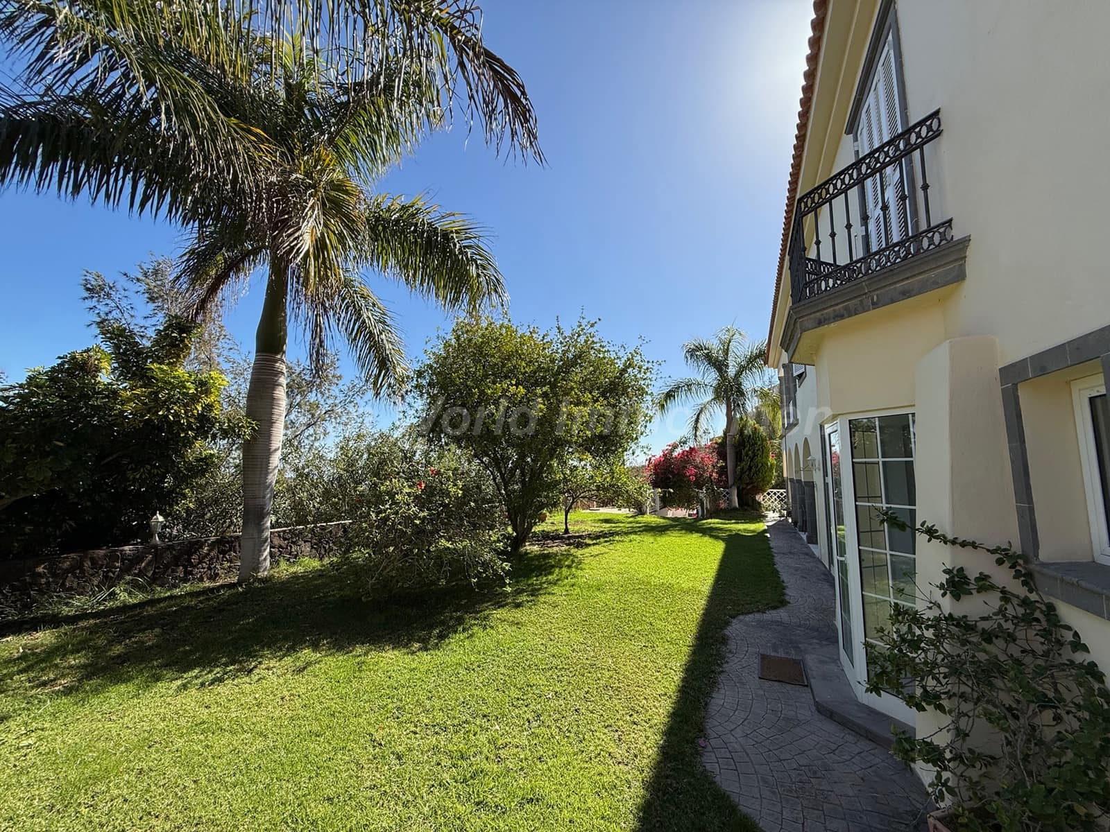 7 soveværelse Villa til salg i Monte Leon med swimmingpool - € 2.295.000 (Ref: 9622263)