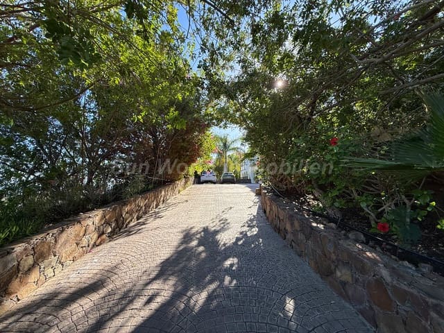 7 soveværelse Villa til salg i Monte León, San Bartolomé de Tirajana med swimmingpool - € 2.295.000 (Ref: 9622263)