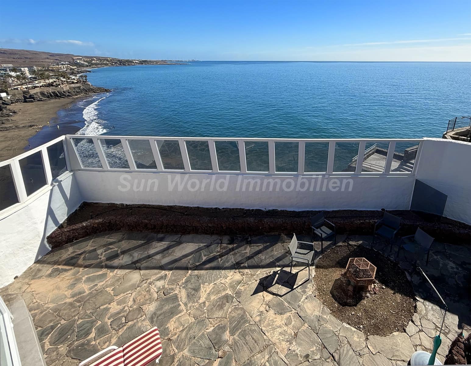 4 bedroom Townhouse for sale in San Agustin - € 1,050,000 (Ref: 9707622)