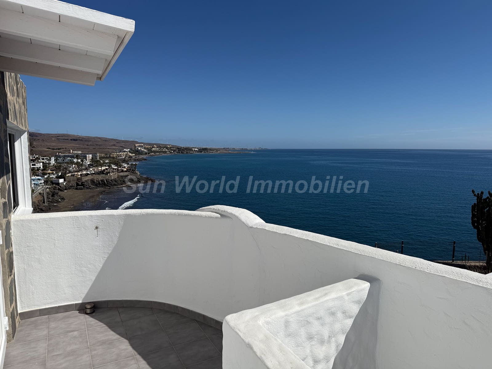 4 bedroom Townhouse for sale in San Agustin - € 1,050,000 (Ref: 9707622)