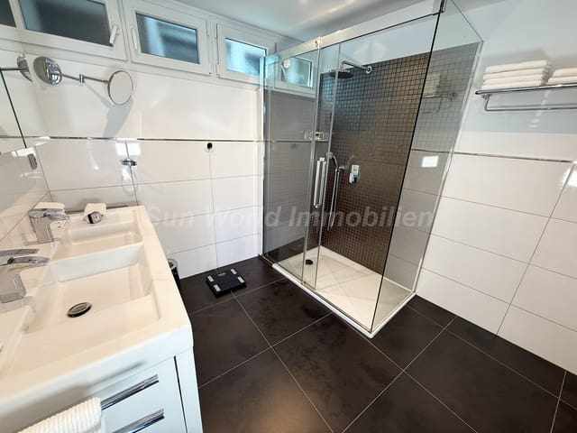 4 bedroom Townhouse for sale in San Agustín, San Bartolomé de Tirajana - € 1,050,000 (Ref: 9707622)