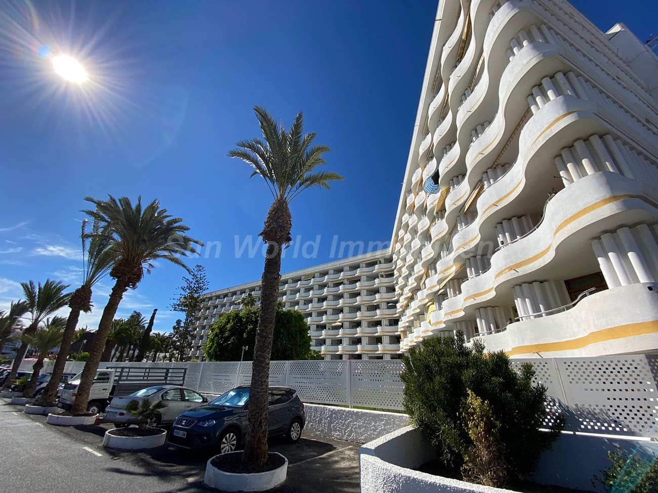 1 bedroom Flat for sale in Playa del Ingles - € 240,000 (Ref: 9789429)