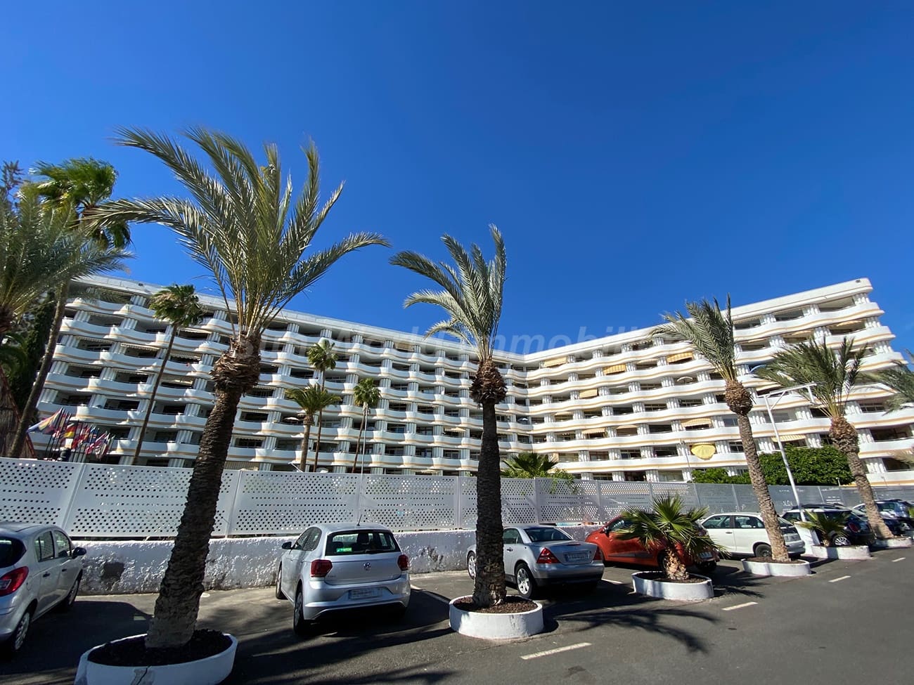 1 bedroom Flat for sale in Playa del Ingles - € 240,000 (Ref: 9789429)