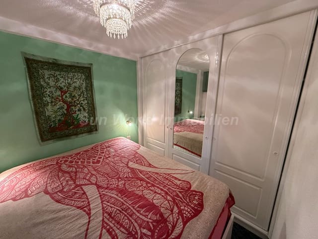 Piso de 1 habitación en Playa del Inglés, San Bartolomé de Tirajana en venta - 240.000 € (Ref: 9789429)