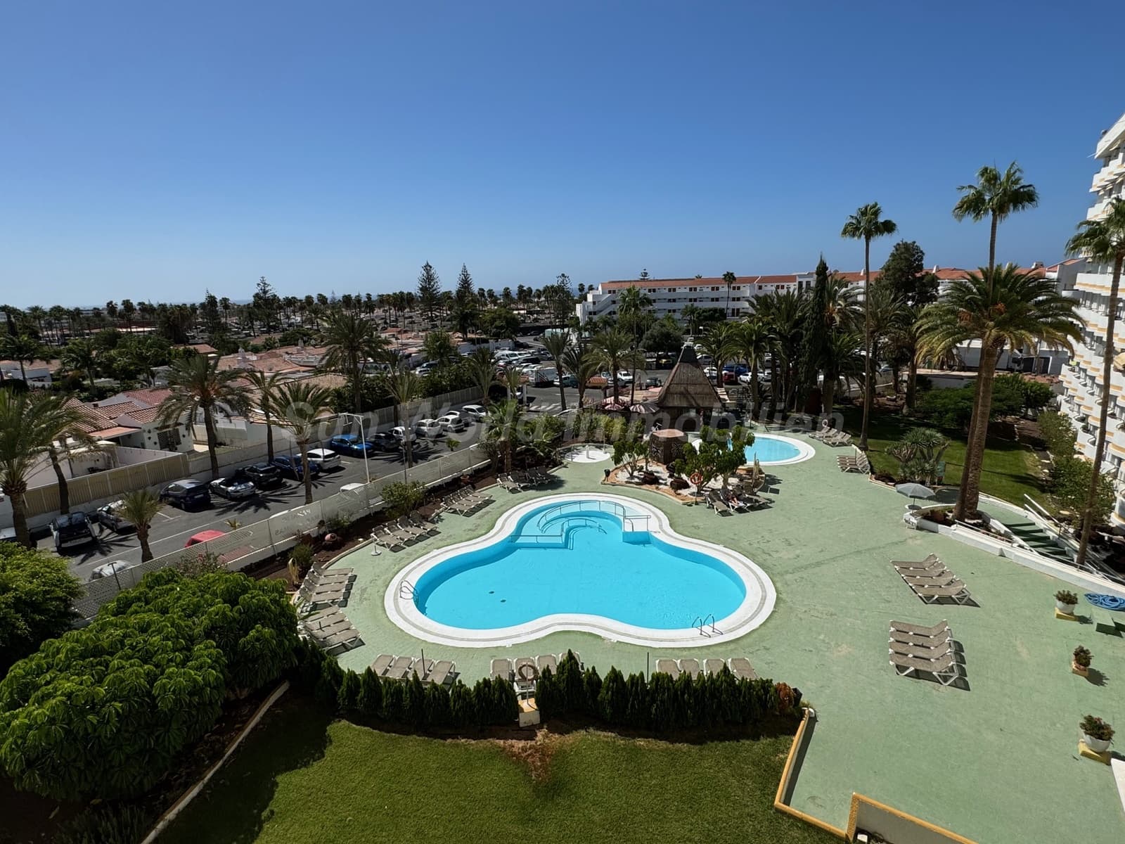 1 bedroom Flat for sale in Playa del Ingles - € 240,000 (Ref: 9789429)
