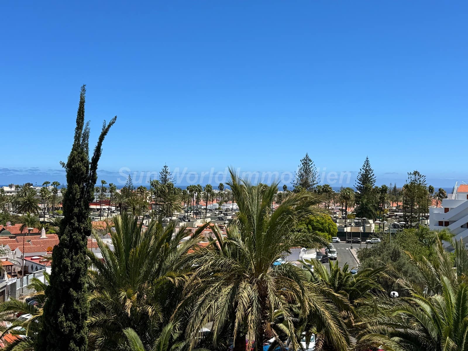1 bedroom Flat for sale in Playa del Ingles - € 220,000 (Ref: 9829771)