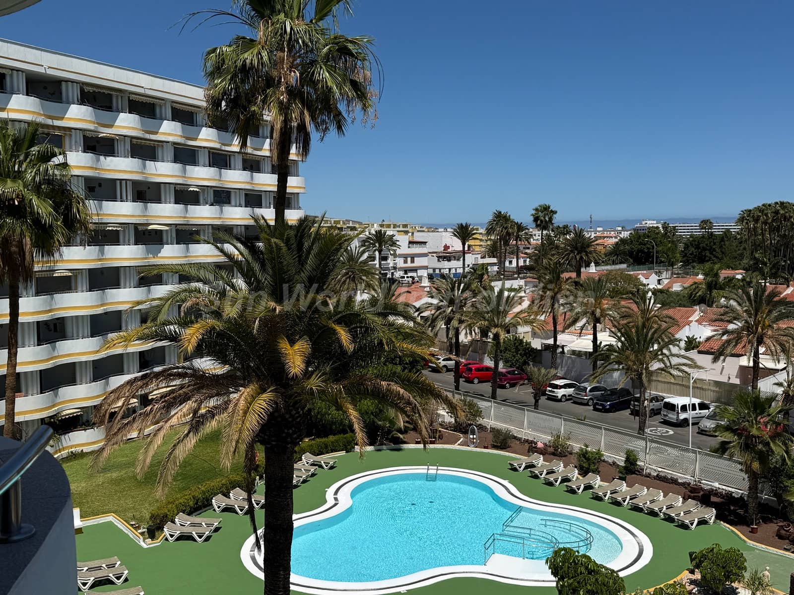 1 bedroom Flat for sale in Playa del Ingles - € 220,000 (Ref: 9829771)