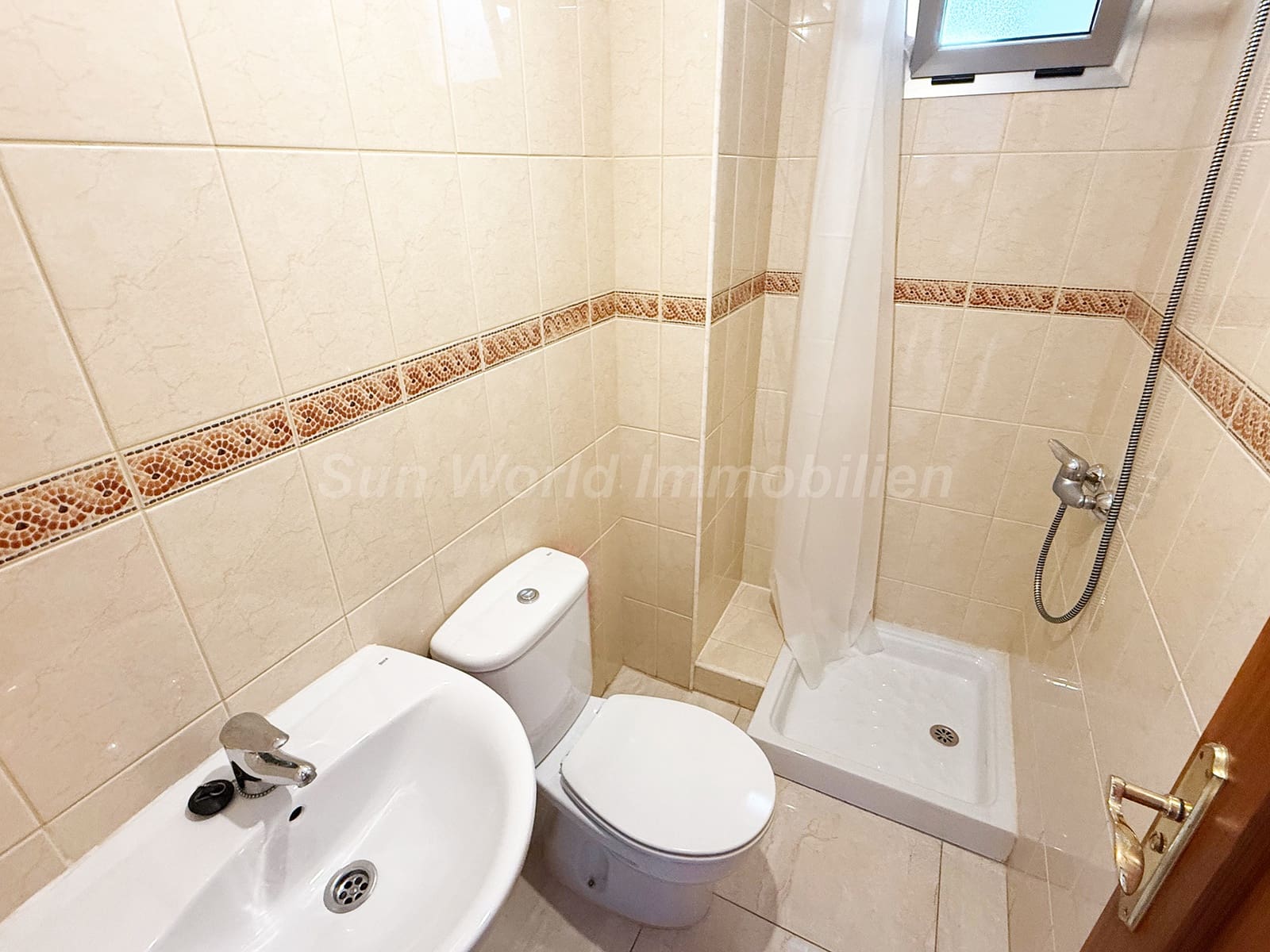 3 camera da letto Appartamento da affittare in Vecindario con garage - 900 € (Rif: 9889533)