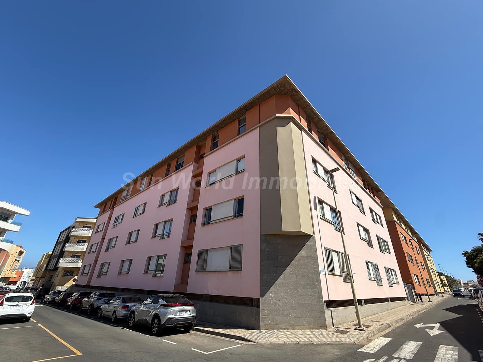 3 camera da letto Appartamento da affittare in Vecindario con garage - 900 € (Rif: 9889533)