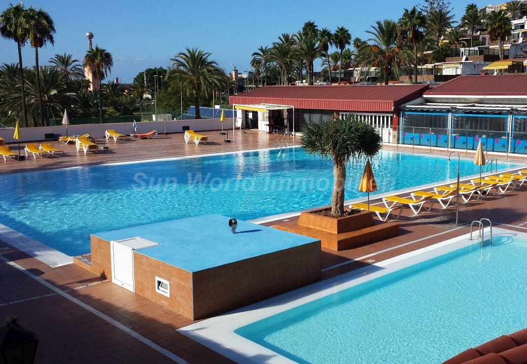 2 Zimmer Wohnung zu vermieten in San Agustin mit Pool Garage - 1.500 € (Ref: 9899822)