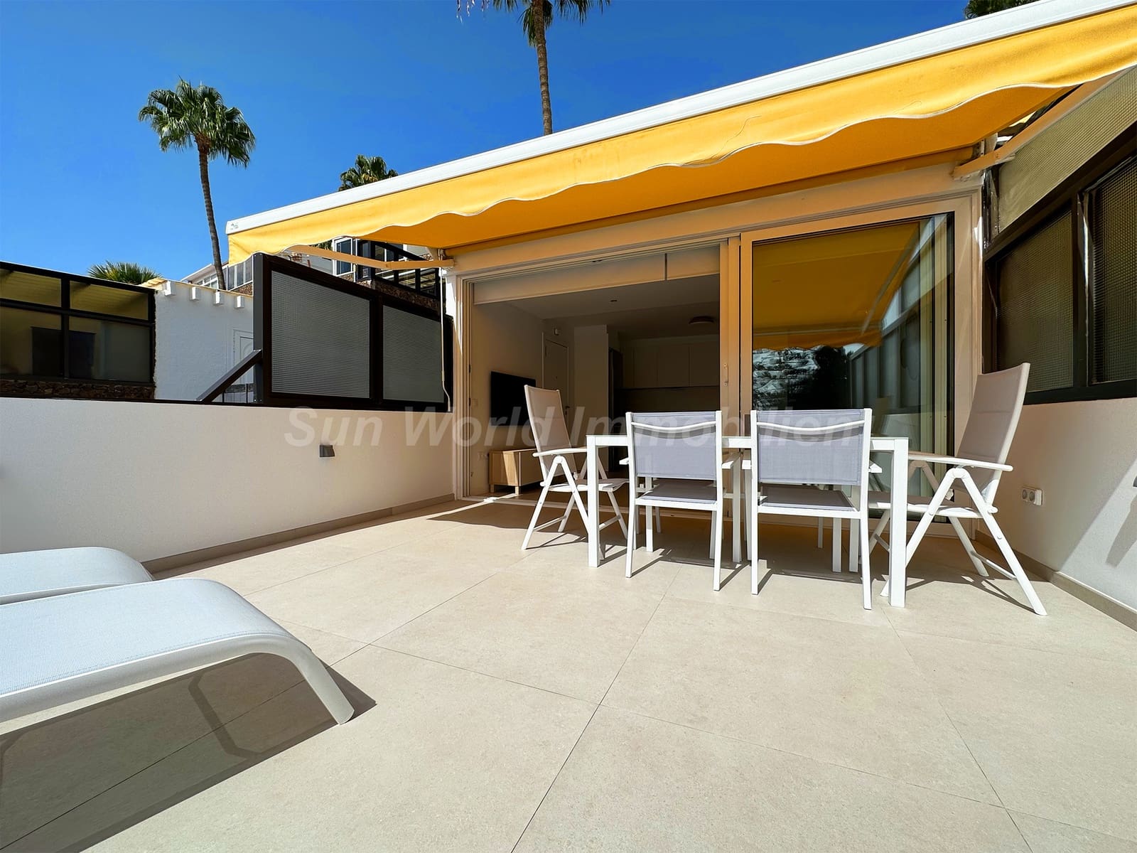 2 Zimmer Wohnung zu vermieten in San Agustin mit Pool Garage - 1.500 € (Ref: 9899822)