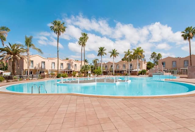 1 sovrum Radhus att hyra i Campo Internacional, San Bartolomé de Tirajana med pool - 1 200 € (Ref: 9958419)