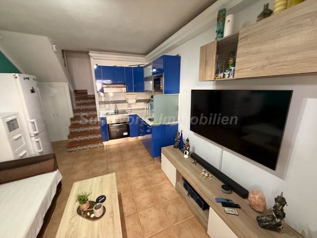 1 sovrum Radhus att hyra i Campo Internacional, San Bartolomé de Tirajana med pool - 1 200 € (Ref: 9958419)