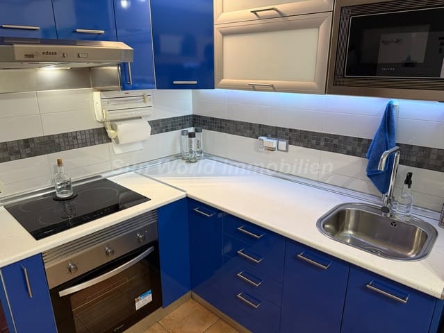 1 sovrum Radhus att hyra i Campo Internacional, San Bartolomé de Tirajana med pool - 1 200 € (Ref: 9958419)
