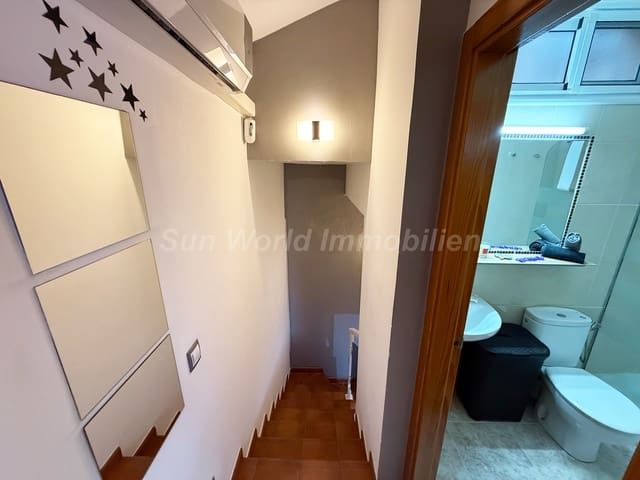 1 sovrum Radhus att hyra i Campo Internacional, San Bartolomé de Tirajana med pool - 1 200 € (Ref: 9958419)