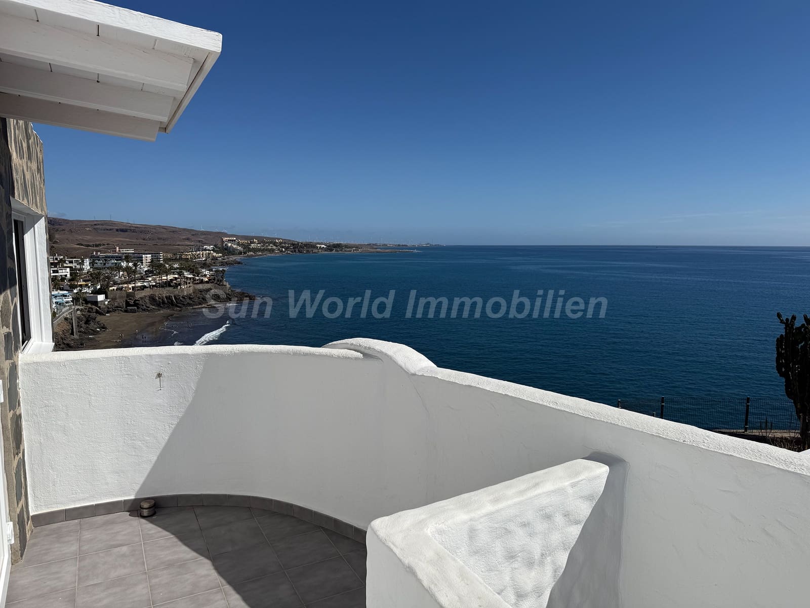 4 bedroom Townhouse for sale in San Agustin - € 1,050,000 (Ref: 9958420)