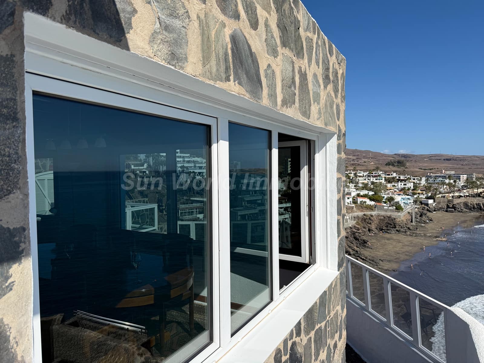 4 bedroom Townhouse for sale in San Agustin - € 1,050,000 (Ref: 9958420)