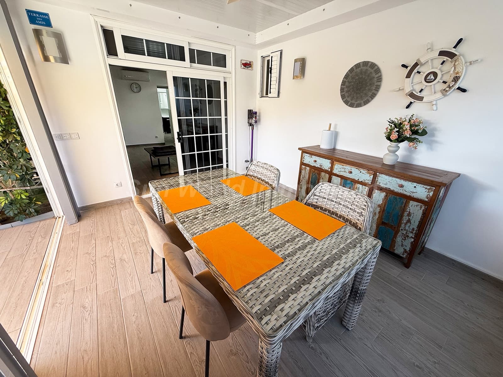 2 bedroom Bungalow for sale in Playa del Ingles - € 499,000 (Ref: 9964164)