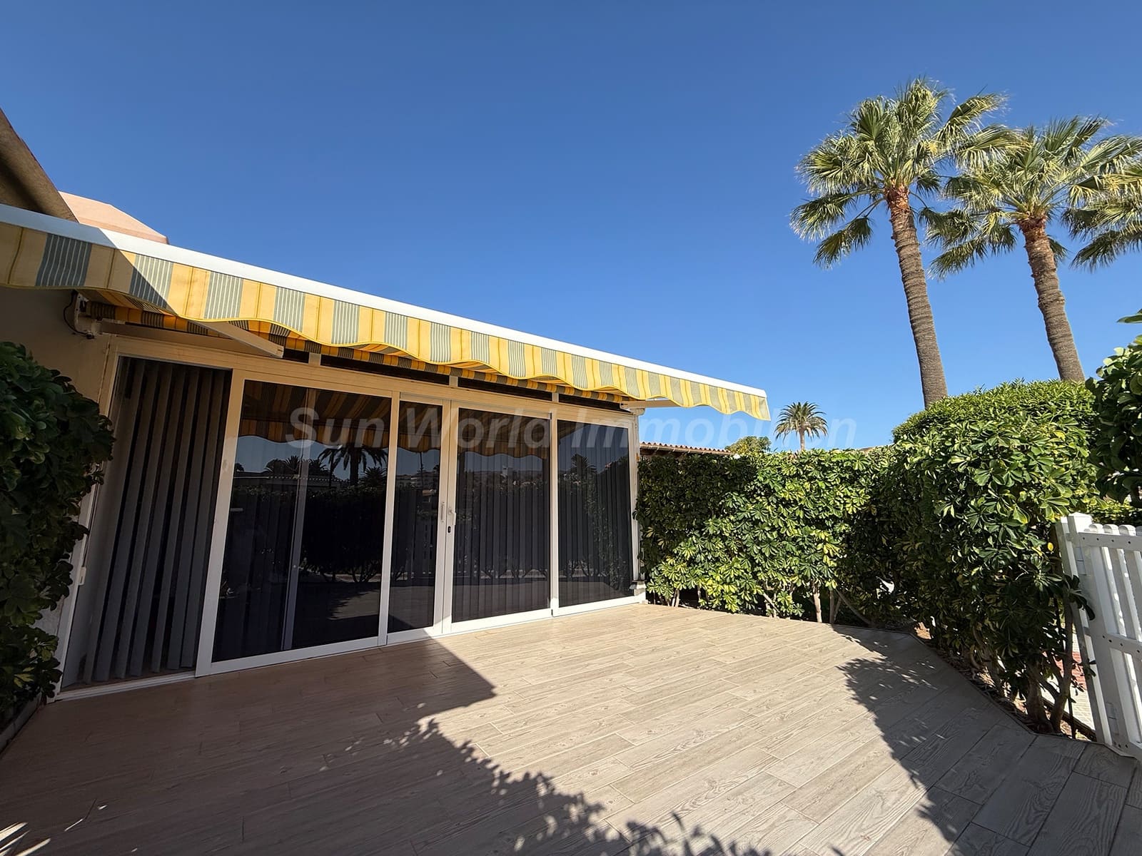 2 bedroom Bungalow for sale in Playa del Ingles - € 499,000 (Ref: 9964164)