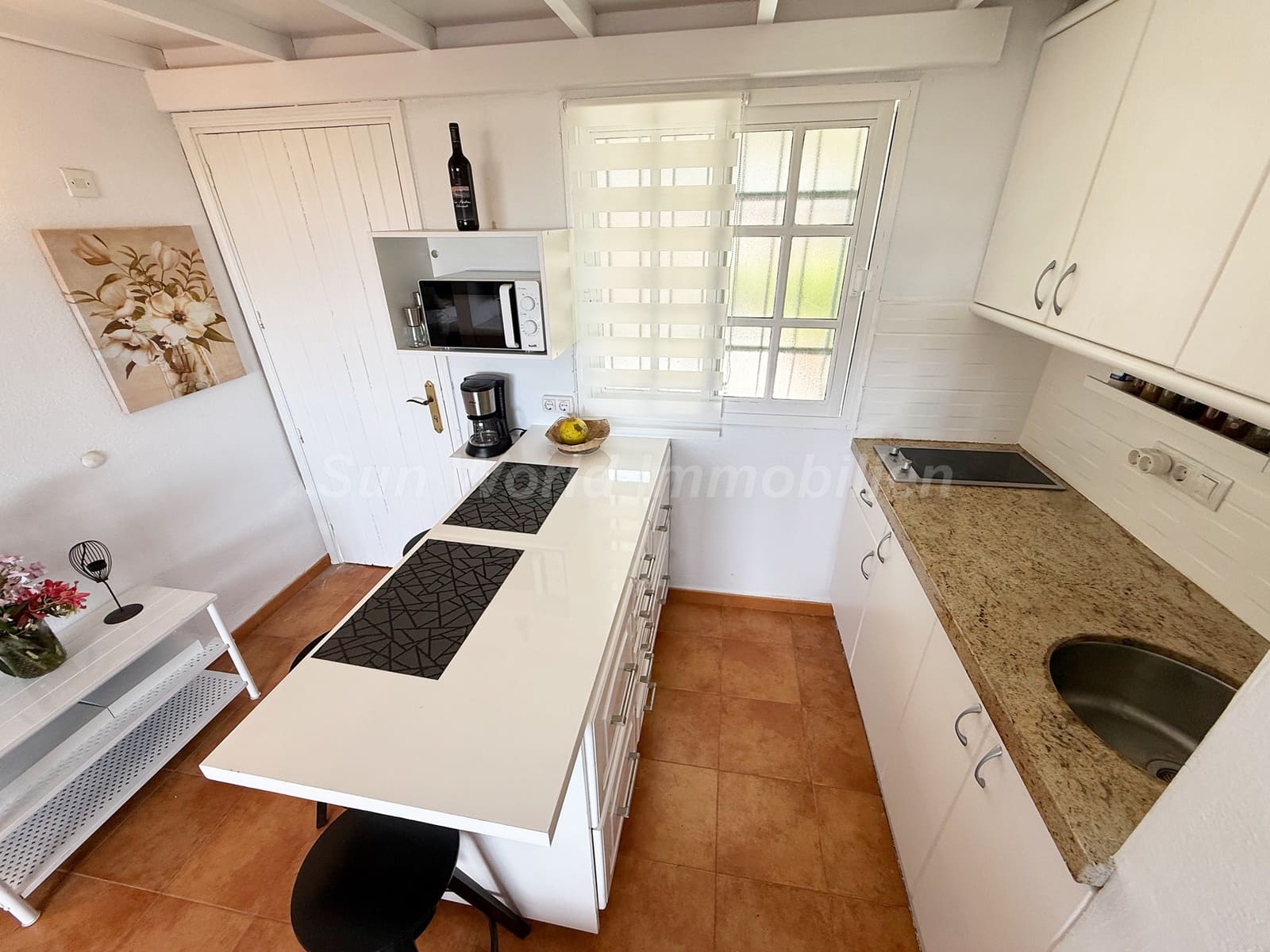1 Zimmer Wohnung zu vermieten in Sonneland mit Pool - 950 € (Ref: 9977969)