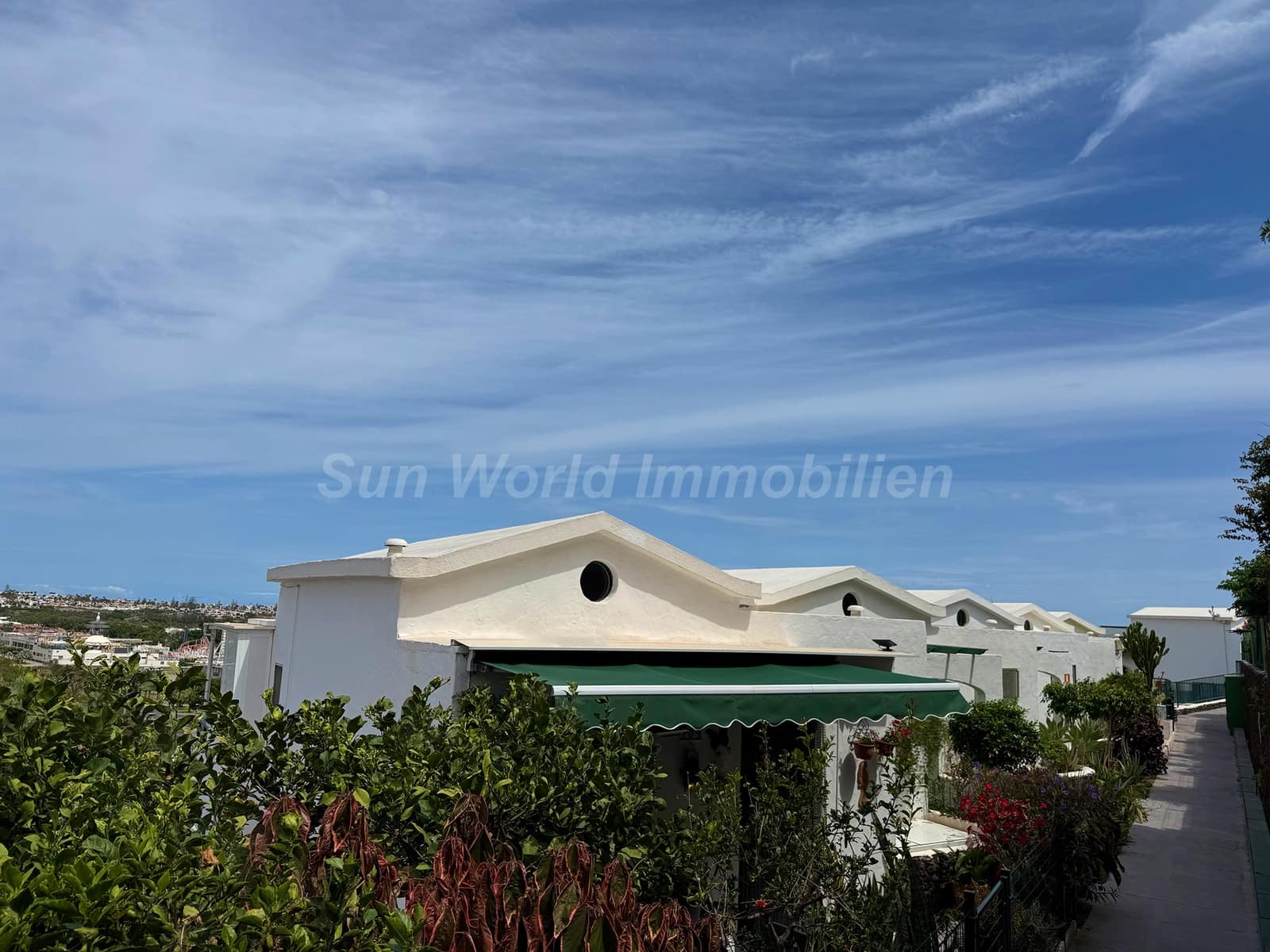 1 Zimmer Wohnung zu vermieten in Sonneland mit Pool - 950 € (Ref: 9977969)