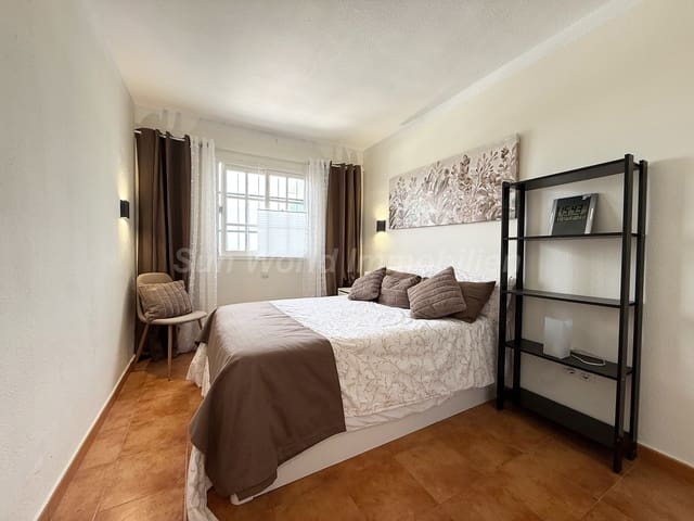 1 Zimmer Wohnung zu vermieten in Sonneland, San Bartolomé de Tirajana mit Pool - 950 € (Ref: 9977969)