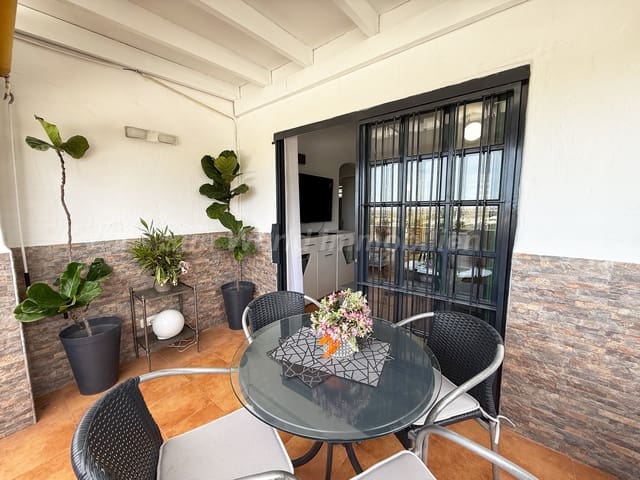 1 Zimmer Wohnung zu vermieten in Sonneland, San Bartolomé de Tirajana mit Pool - 950 € (Ref: 9977969)