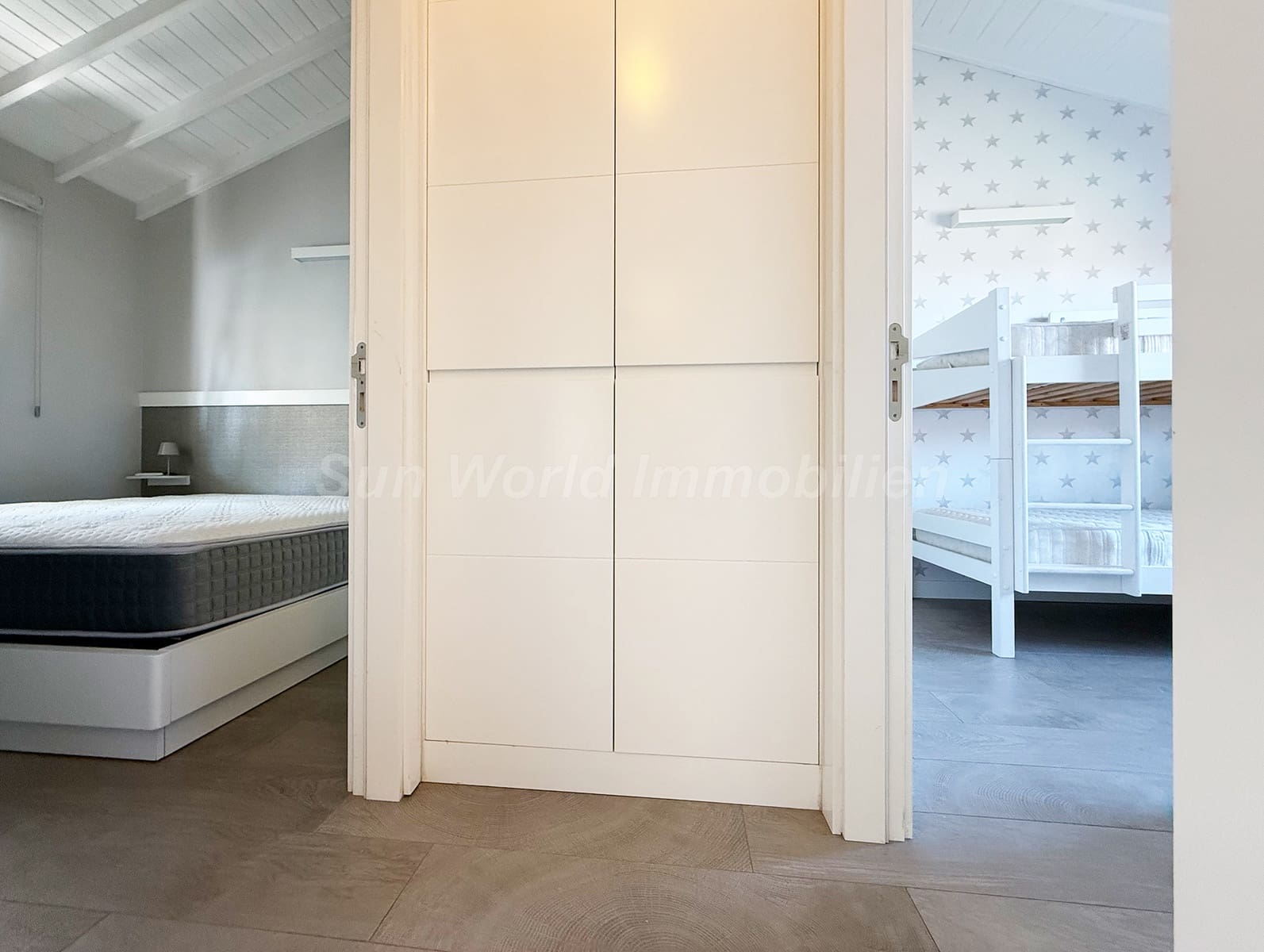 3 soverom Bungalow til leie i Campo Internacional med svømmebasseng garasje - € 2 800 (Ref: 9977971)