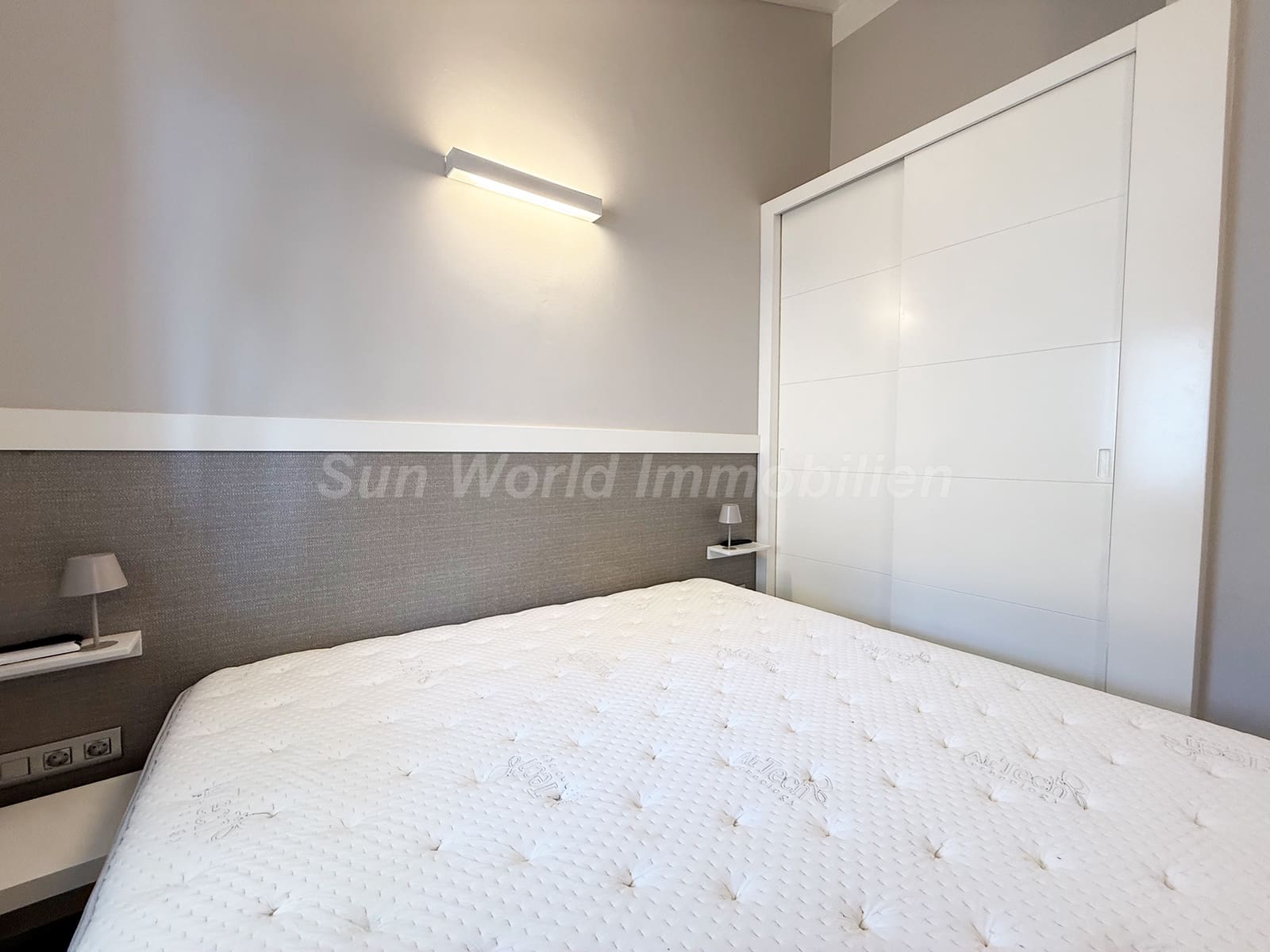 3 soverom Bungalow til leie i Campo Internacional med svømmebasseng garasje - € 2 800 (Ref: 9977971)